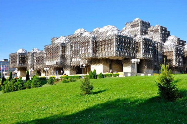 Pristina-Library